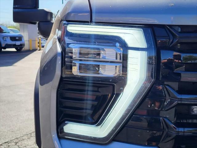 2025 Chevrolet Silverado 2500HD 4WD Crew Cab Standard Bed ZR2