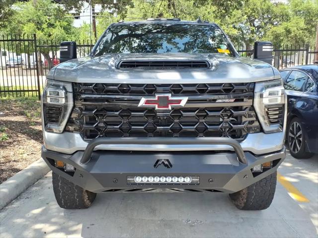2025 Chevrolet Silverado 2500HD 4WD Crew Cab Standard Bed ZR2