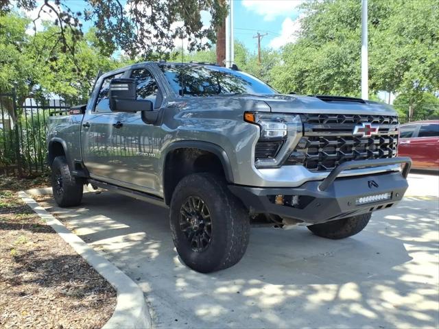 2025 Chevrolet Silverado 2500HD 4WD Crew Cab Standard Bed ZR2