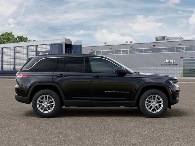 2026 Jeep Grand Cherokee Altitude 4x2