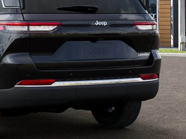 2026 Jeep Grand Cherokee Altitude 4x2