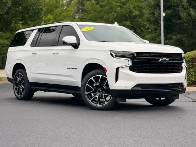 2023 Chevrolet Suburban 4WD RST