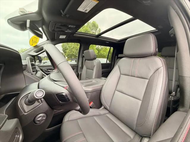 2023 Chevrolet Suburban 4WD RST