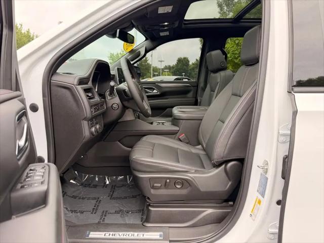 2023 Chevrolet Suburban 4WD RST