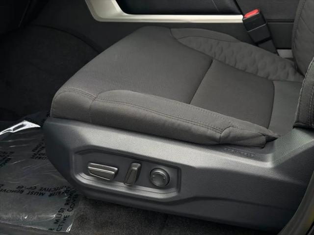 2026 Toyota Tundra SR5 CrewMax 5.5' Bed