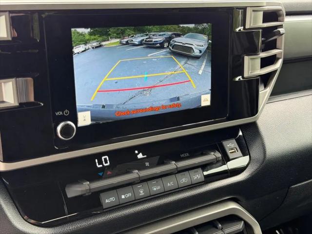 2026 Toyota Tundra SR5 CrewMax 5.5' Bed