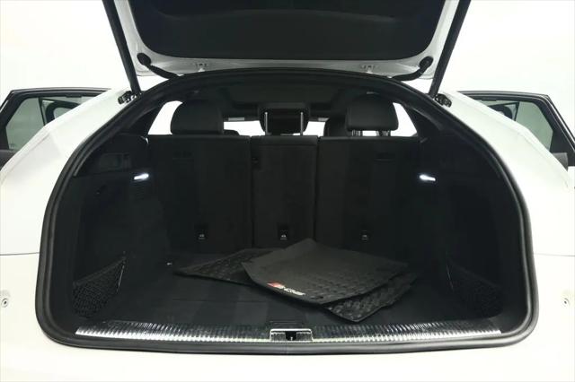 2022 Audi SQ5 Sportback Premium Plus TFSI quattro Tiptronic