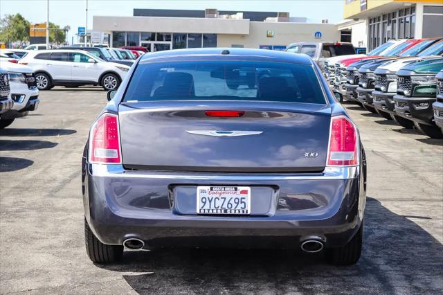2014 Chrysler 300 Base