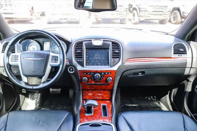 2014 Chrysler 300 Base