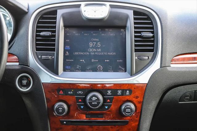 2014 Chrysler 300 Base