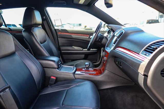 2014 Chrysler 300 Base