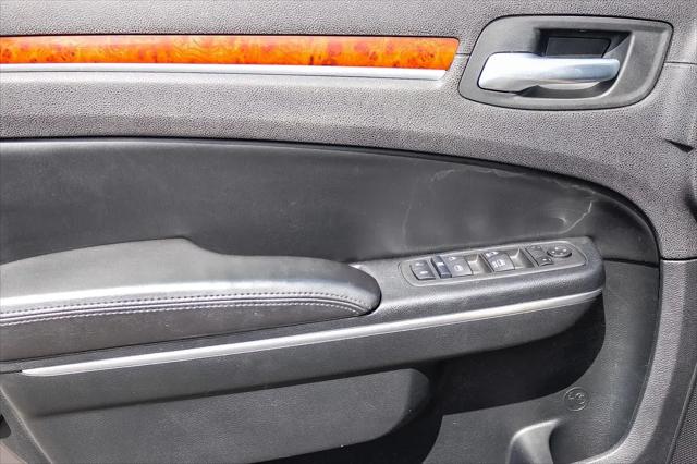 2014 Chrysler 300 Base