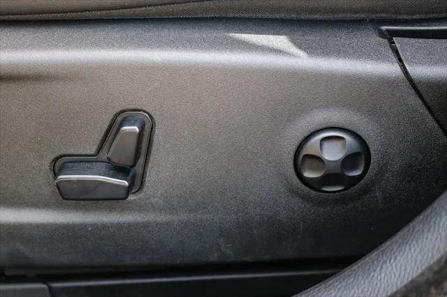 2014 Chrysler 300 Base