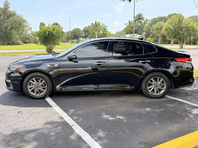 2020 Kia Optima LX