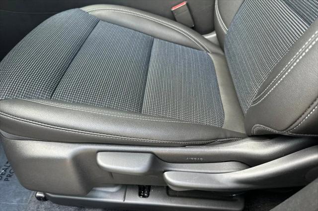 2026 Buick NV Preferred FWD
