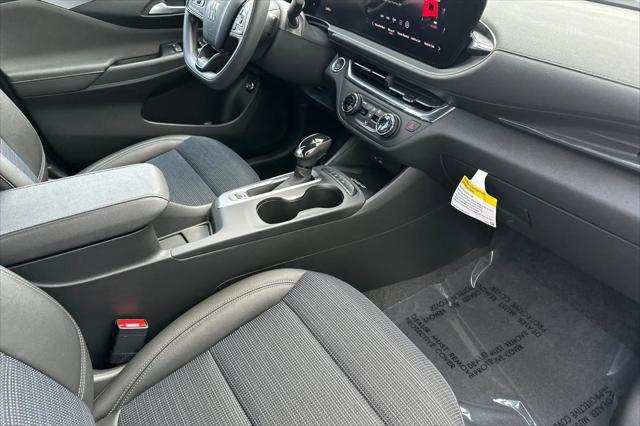 2026 Buick NV Preferred FWD