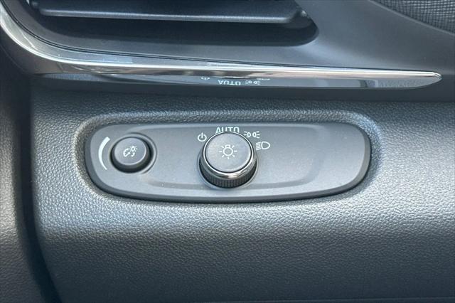 2026 Buick NV Preferred FWD
