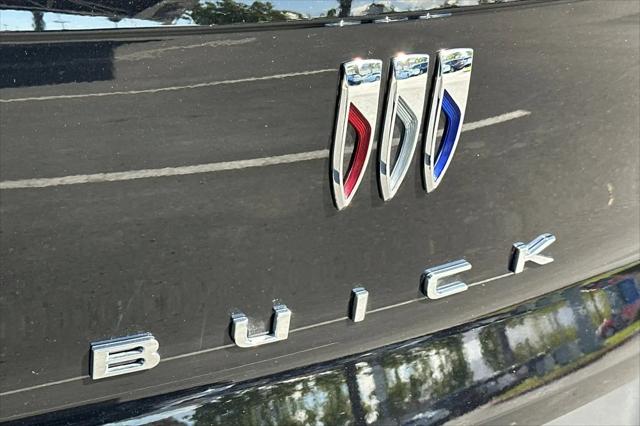 2026 Buick NV Preferred FWD
