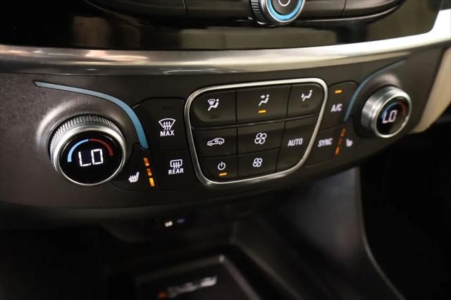 2023 Chevrolet Traverse AWD LT Cloth