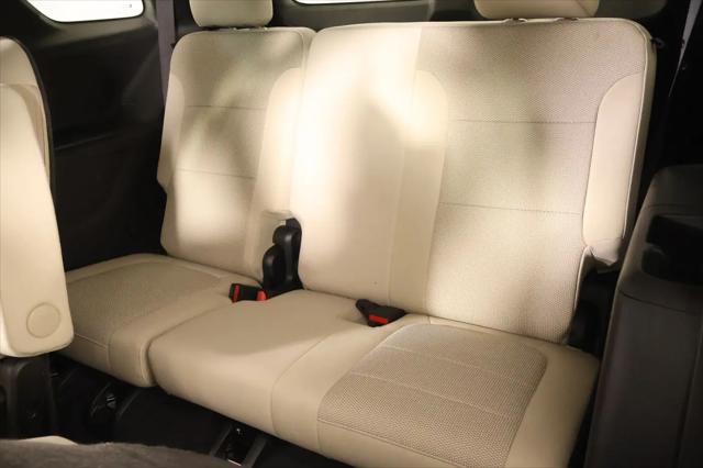2023 Chevrolet Traverse AWD LT Cloth