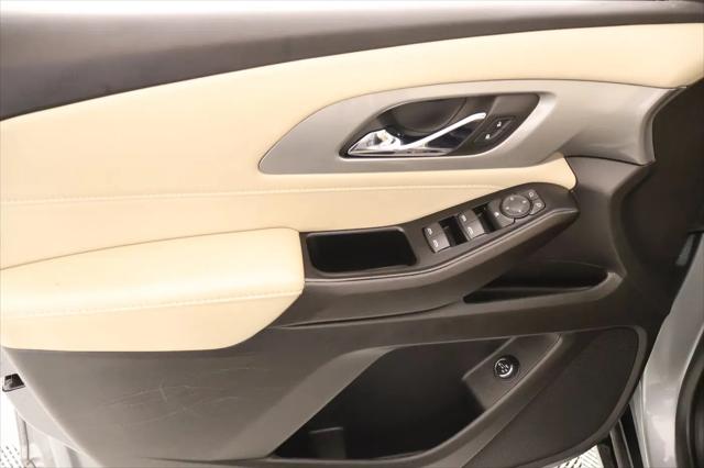 2023 Chevrolet Traverse AWD LT Cloth