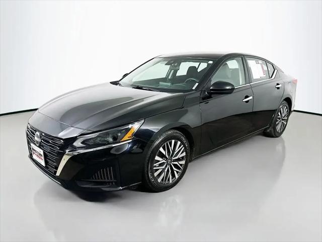 2023 Nissan Altima SV FWD