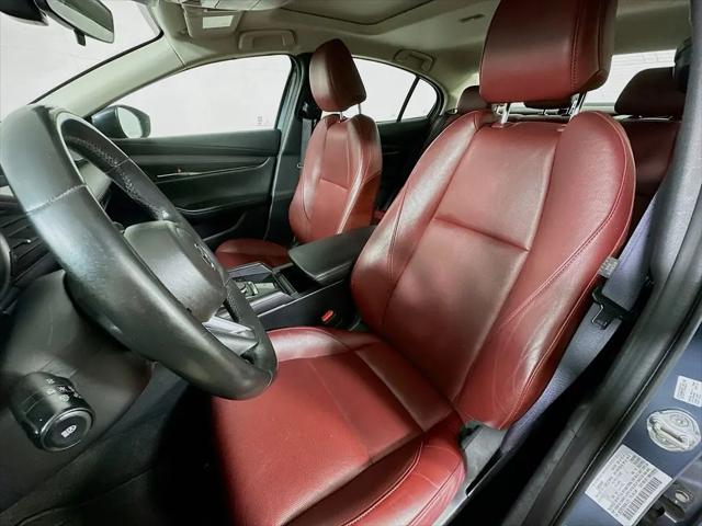 2024 Mazda Mazda3 2.5 S Carbon Edition