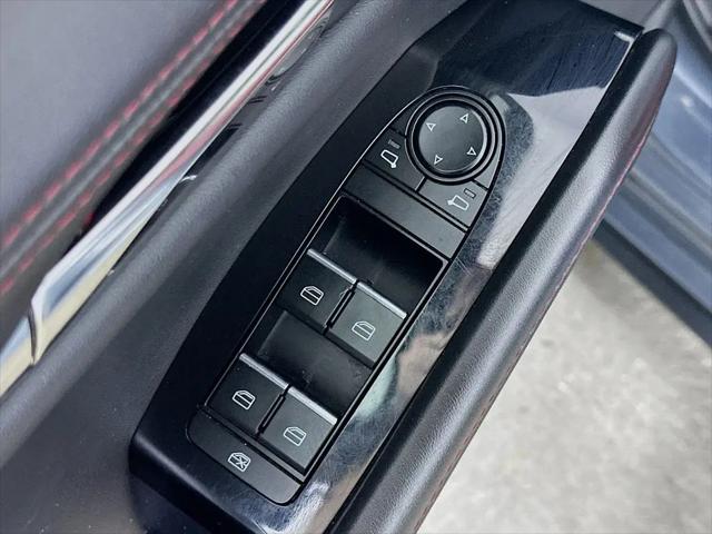 2024 Mazda Mazda3 2.5 S Carbon Edition