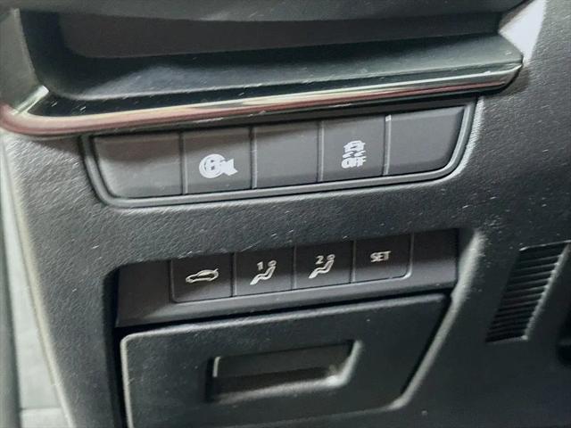 2024 Mazda Mazda3 2.5 S Carbon Edition