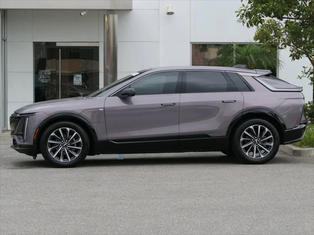 2024 Cadillac iQ Sport w/1SJ
