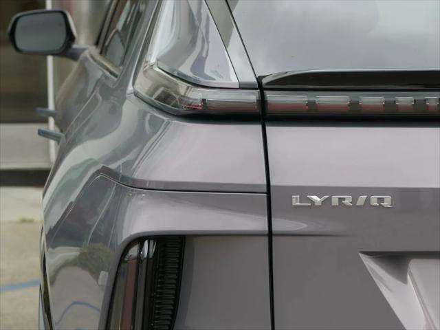 2024 Cadillac iQ Sport w/1SJ