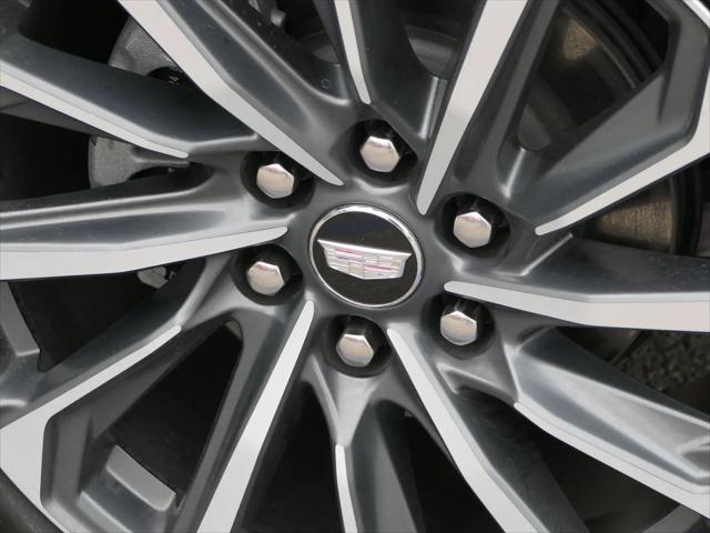 2024 Cadillac iQ Sport w/1SJ