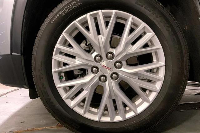 2026 GMC Acadia Elevation FWD
