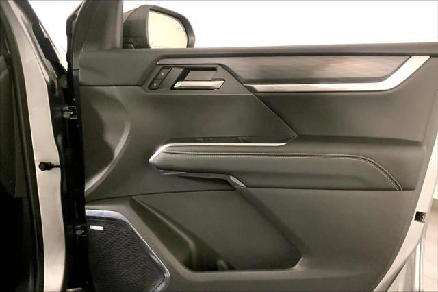 2026 GMC Acadia Elevation FWD