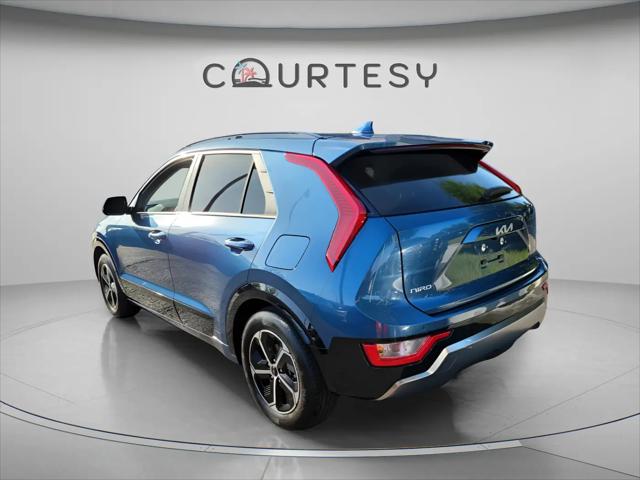 2025 Kia Niro SX