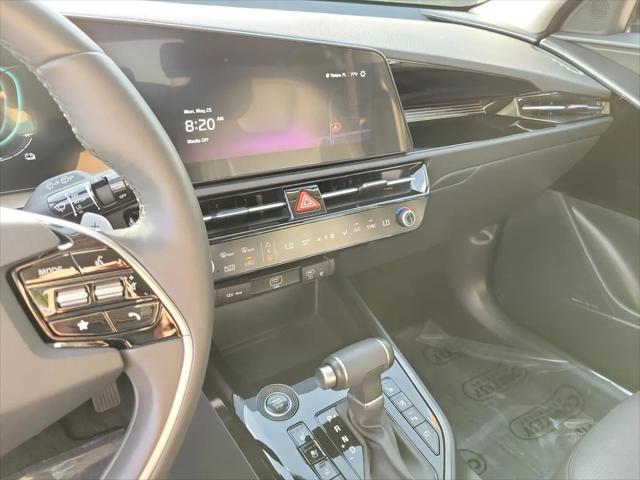 2025 Kia Niro SX