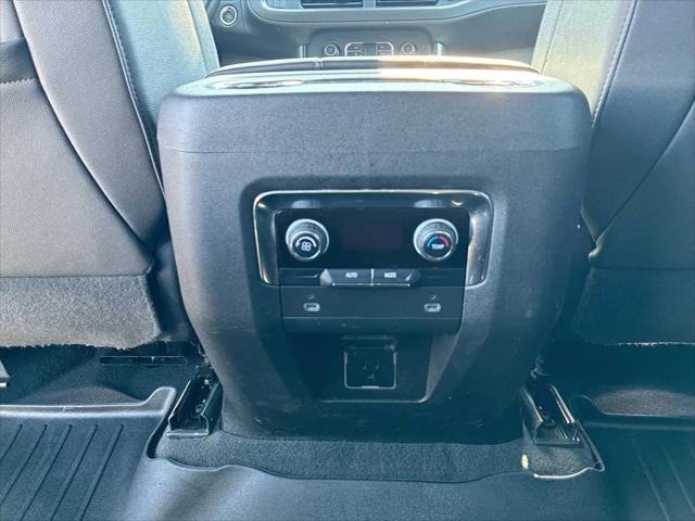 2023 Chevrolet Suburban 4WD LT