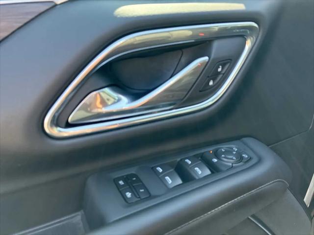 2023 Chevrolet Suburban 4WD LT