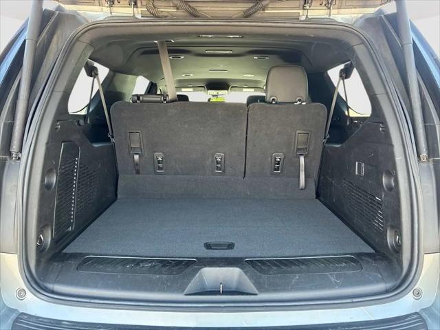 2023 Chevrolet Suburban 4WD LT