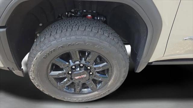 2026 GMC Sierra 2500HD Crew Cab, Standard Bed, AT4, 4WD