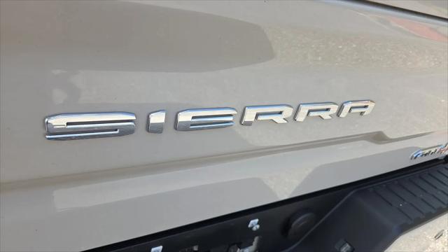 2026 GMC Sierra 2500HD Crew Cab, Standard Bed, AT4, 4WD
