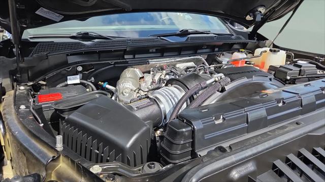 2024 GMC Sierra 2500HD 4WD Crew Cab Standard Bed Denali