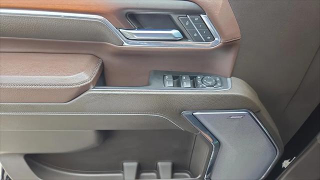 2024 GMC Sierra 2500HD 4WD Crew Cab Standard Bed Denali