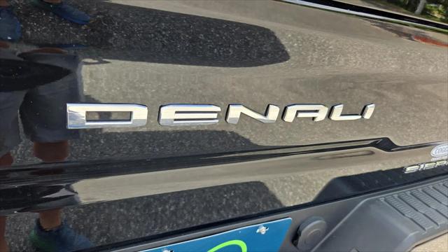 2024 GMC Sierra 2500HD 4WD Crew Cab Standard Bed Denali