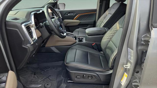 2023 GMC Canyon 4WD Crew Cab Short Box Denali