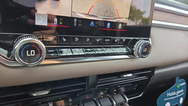 2023 GMC Canyon 4WD Crew Cab Short Box Denali