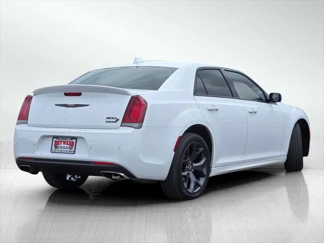 2021 Chrysler 300 300S