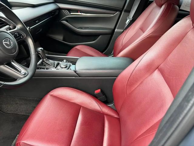 2024 Mazda Mazda3 2.5 S Carbon Edition