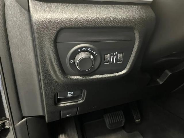 2024 Jeep Grand Cherokee L Laredo X 4x4