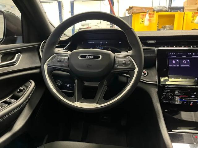 2024 Jeep Grand Cherokee L Laredo X 4x4
